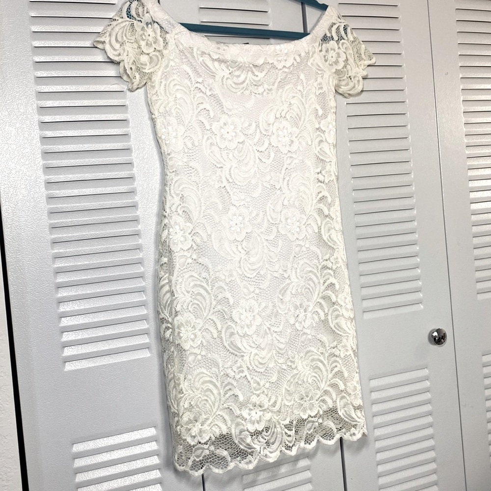 White lace dress